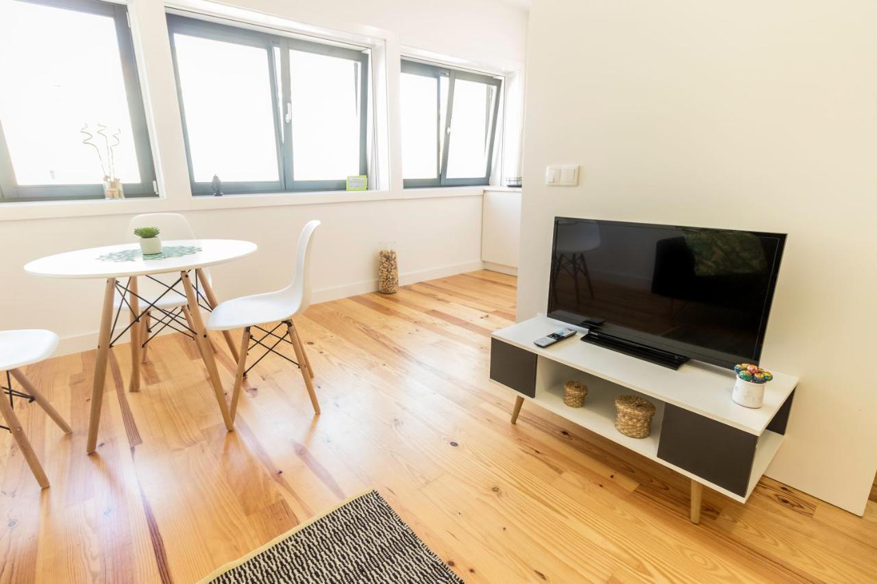 Guest H4U - Porto Batalha City Center Kültér fotó
