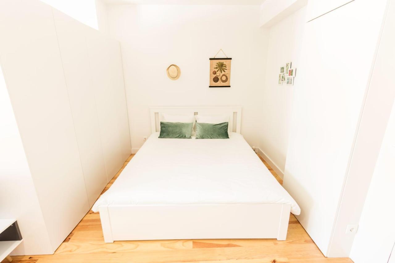 Guest H4U - Porto Batalha City Center Kültér fotó