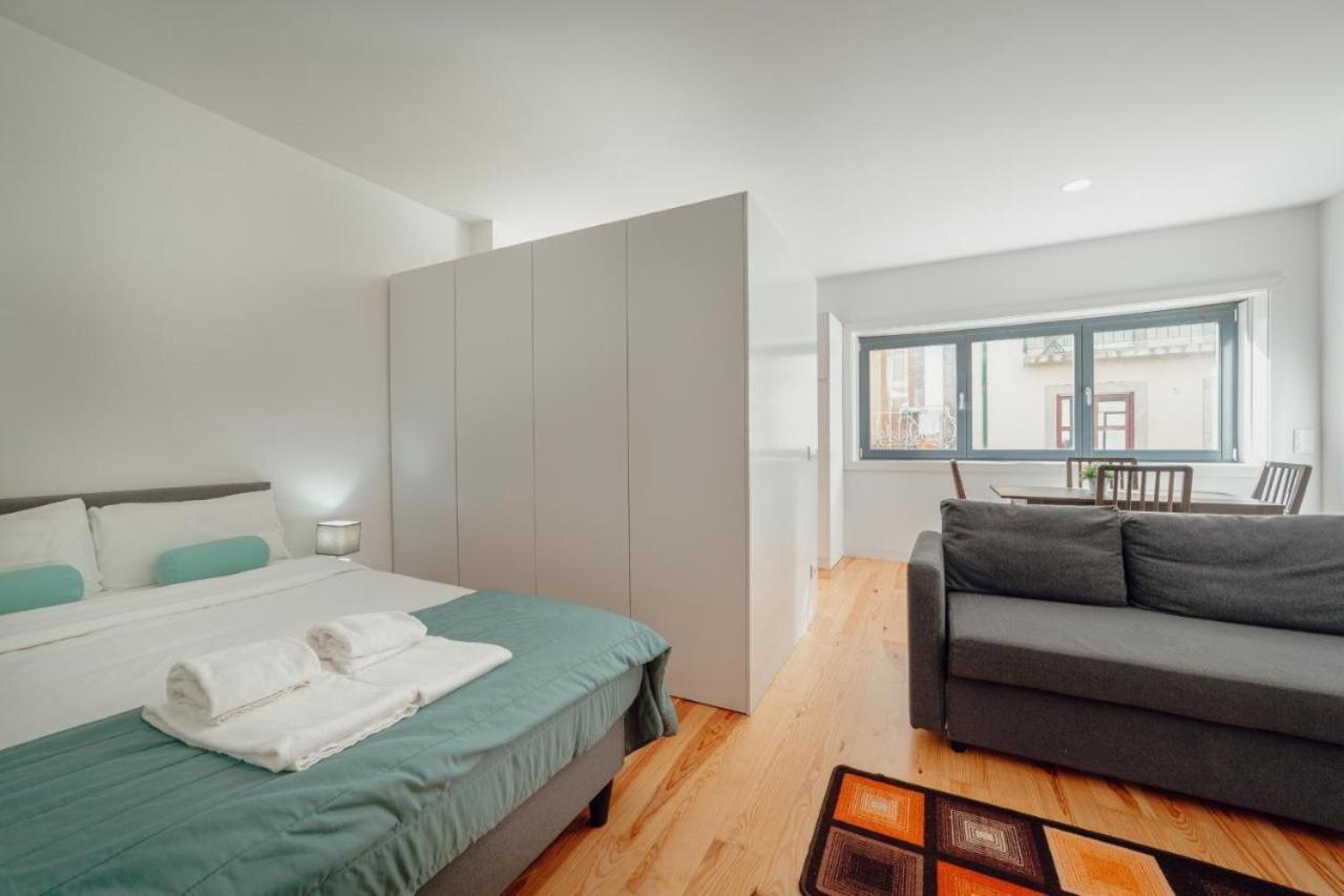 Guest H4U - Porto Batalha City Center Kültér fotó