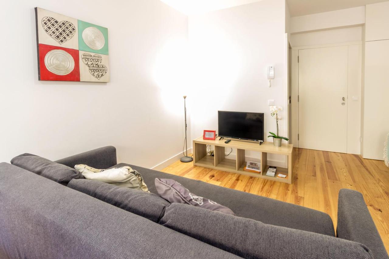 Guest H4U - Porto Batalha City Center Kültér fotó