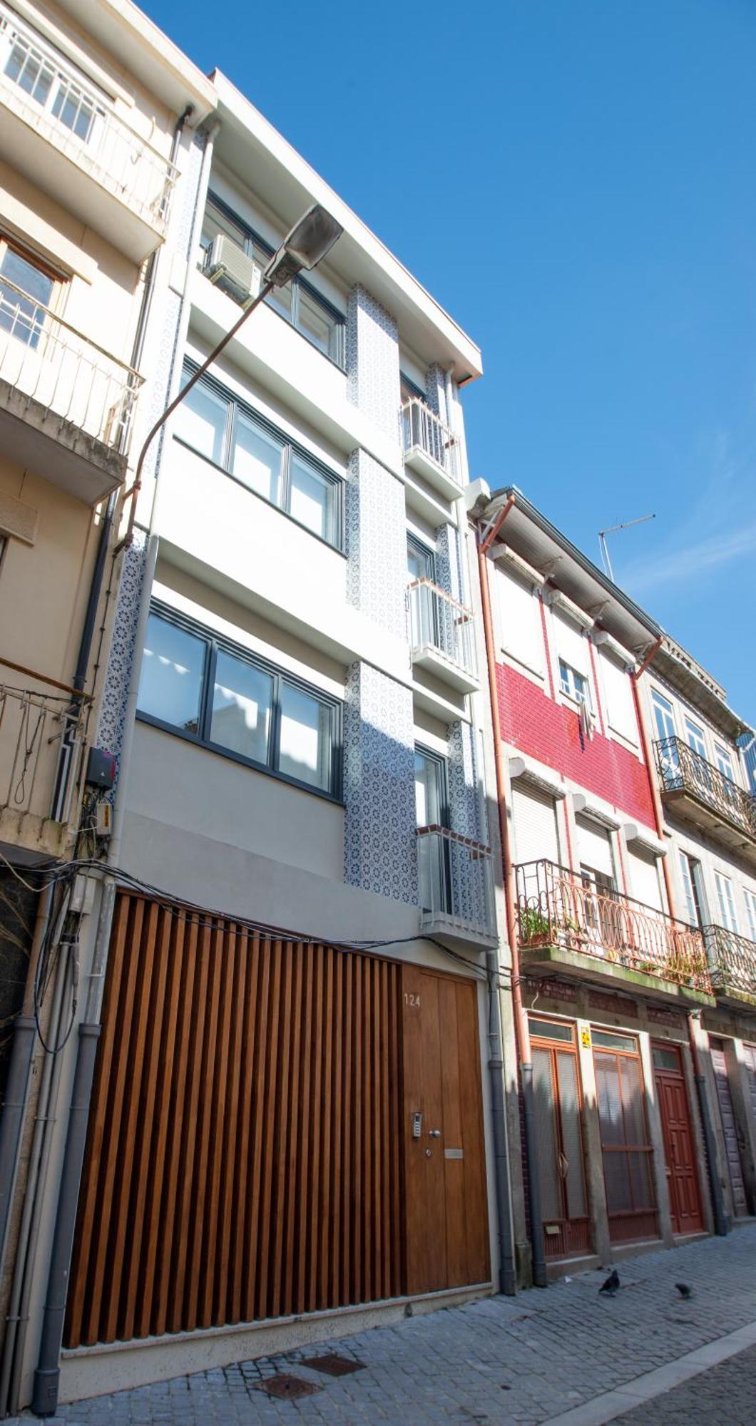 Guest H4U - Porto Batalha City Center Kültér fotó